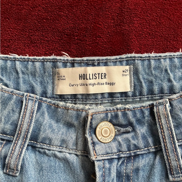 Hollister high-rise, wide-leg blue denim jeans. - Picture 2 of 6